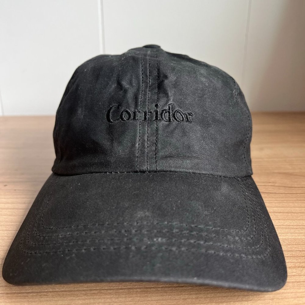 Corridor NYC Waxed Cap - Black